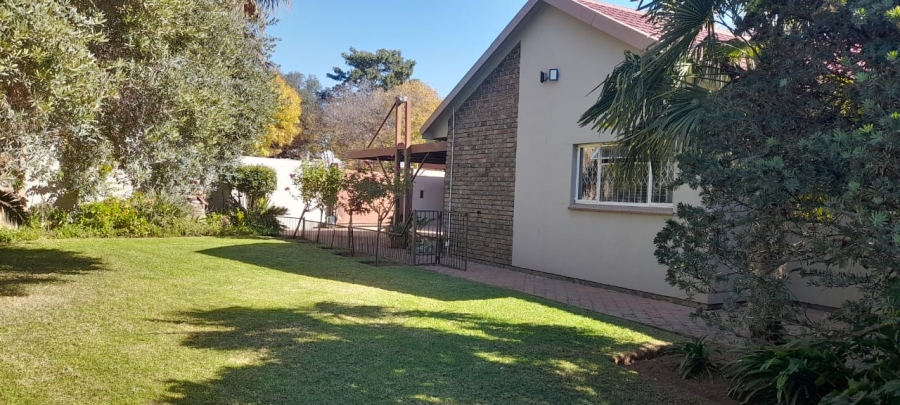 3 Bedroom Property for Sale in La Hoff North West